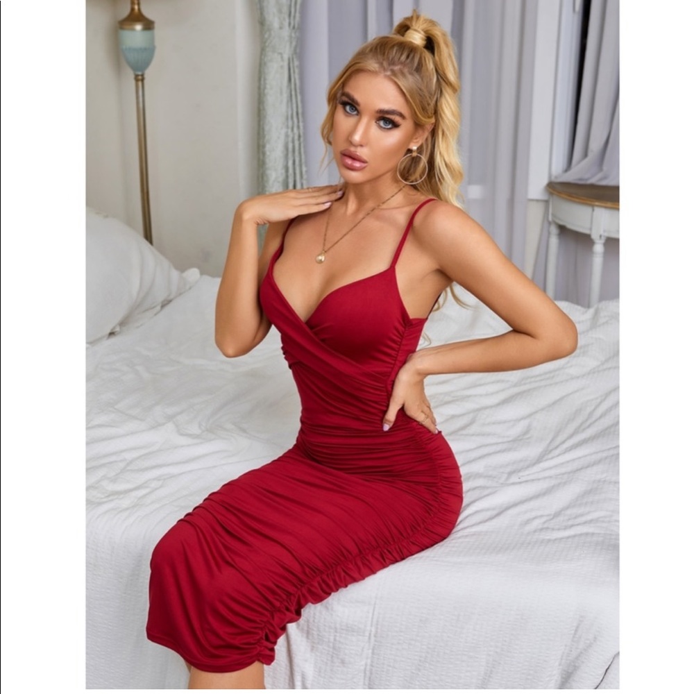 Elegant Red Midi Dress